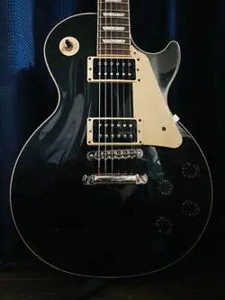 GIBSON LES PAUL STANDARD 2012 TRADITIONAL W/BIGSBY ARM COLOR BLACK