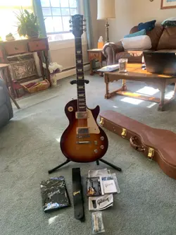 GIBSON LES PAUL STANDARD 60S 2022 BOURBON BURST. RARELY PLAYED!!!