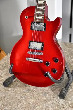 GIBSON LES PAUL NITROUS 2012 VIBRANT RED  GIBSON PREMIUM GIG BAG GREAT CONDITION