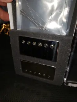 GIBSON 61 HUMBUCKER PICKUPS