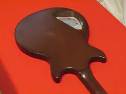 WALNUT GUITAR