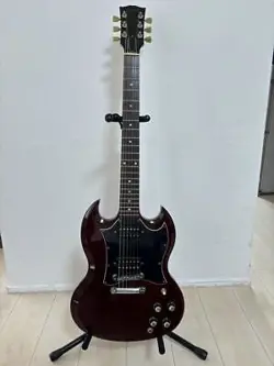 USED GIBSON SG 2002 ELECTRIC GUITAR MADE IN USA WITH S CASE