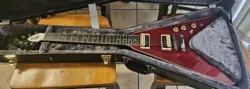 FLYING TRADITIONAL
