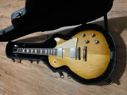 GIBSON LES PAUL CLASSIC 2022 HONEYBURST