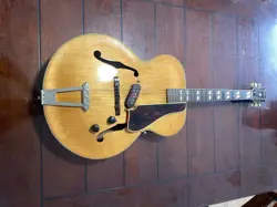 ELECTRIC GUITAR NICE