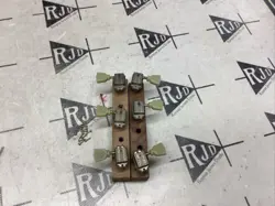 PEGS HEADS RELIC