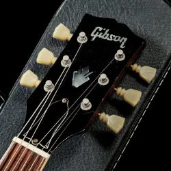 ES-150D WALNUT USED