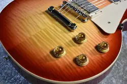 GIBSON SECOND ITEM LES PAUL STANDARD '50S HERITAGE CHERRY SUNBURST 222830361 4.2