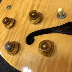 MADE BY GIBSON ESDT-335 2003  4.0KG