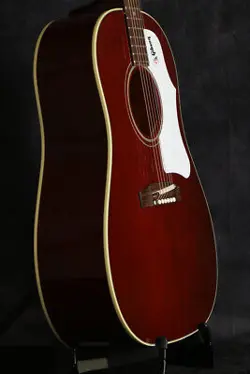 RED ORIGINAL COLLECTION