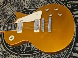 GIBSON 1979 LES PAUL DELUXE GOLD TOP 4.82KG