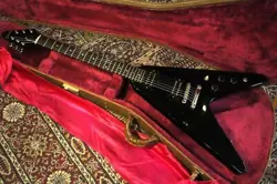 GIBSON FLYING V 83 EBONY  1984    3.31KG
