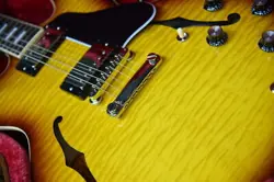 GIBSON ES 335 FIGURED ICED TEA     3.7
