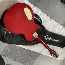 ROSES SLASH SIGNATURE