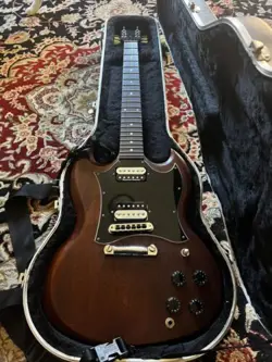 GIBSON SG SPECIAL FADED- W/ SEYMOUR DUNCAN PICKUPS/DIMARZIO STRAP-LOCK/HARD CASE