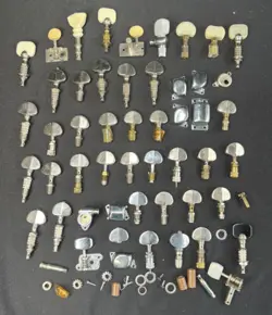 VINTAGE GUITAR PARTS LOT TUNING MACHINES KLUSON FENDER GIBSON KAY BRIDGE LUTHIER