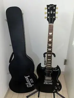 GIBSON SG BLACK ELECTRIC GUITAR HARD CASE INCLUDED
