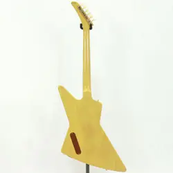 TV YELLOW 4972
