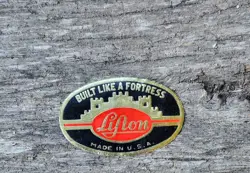 LIFTON LES PAUL GUITAR CASE LOGO OVAL BADGE GIBSON MARTIN OR MASTERTONE BANJO