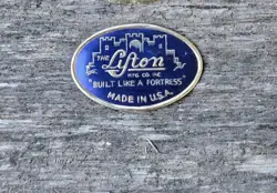 LIFTON LES PAUL GUITAR CASE LOGO OVAL BADGE MARTIN GIBSON MASTERTONE BANJO