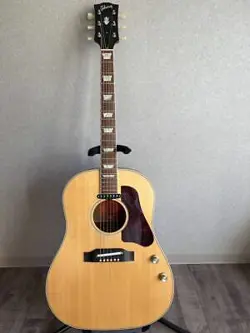 J-160E NATURAL 2017