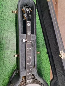 GIBSON MASTERTONE 5 STRING BANJO GOLD TONE W/HARD CASE READ AS IS FOR PARTS