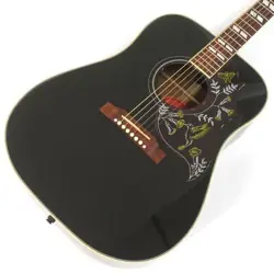 GIBSON CUSTOM SHOP  HUMMINGBIRD / ACOUSTIC GUITAR W/ HC
