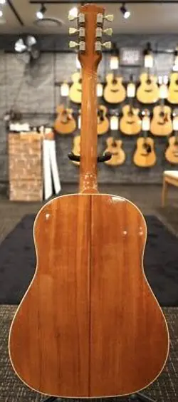 GIBSON INDIVIDUAL PERFORMANCE VIDEO AVAILABLE USED J-45 NATURAL '95 KEYSTONE PEG