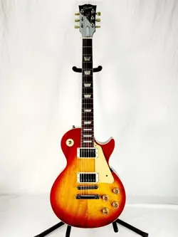 STANDARDELECTRIC GUITAR