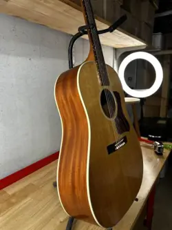 BANNER HEADSTOCK