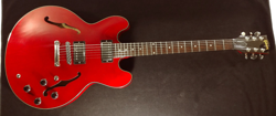 GIBSON STUDIO ES335  HOLLOW BODY ELECTRIC GUITAR W/ HARD SHELL CASE