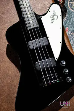 GIBSON THUNDERBIRD IV 1998
