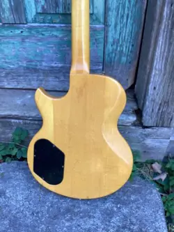 CUSTOM SOLID MAPLE