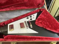 2002 GIBSON FLYING V FADED CRESCENT MOON - EBONY W/ GIBSON CASE AND GIG BAG