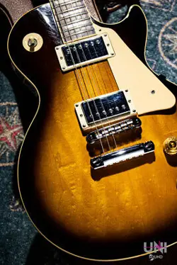 GIBSON LES PAUL STANDARD 2000 TOBACCO SUNBURST USED ELECTRIC GUITAR