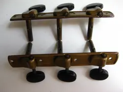 SLOTTED NECK