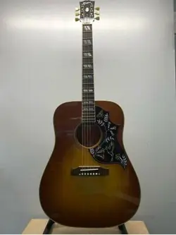 GIBSON HUMMINGBIRD ACOUSTIC GUITAR - HERITAGE CHERRY SUNBURST (E10037433)