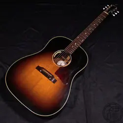 GIBSON J-45 STANDARD (2017)