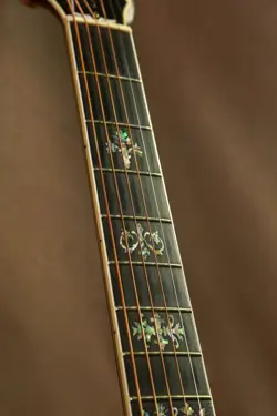 2006 GIBSON HUMMINGBIRD