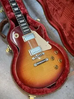 MUSICAL INSTRUMENT/GIBSON/GUITAR/ELECTRIC