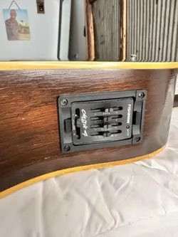 GIBSON SJN