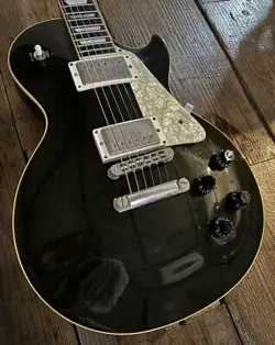 GIBSON LES PAUL CATALINA