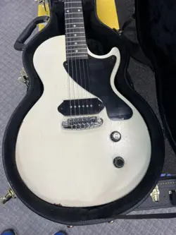 WHITE 2010 ELECTRIC