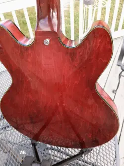 SEMI-HOLLOWBODY VINTAGE