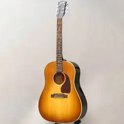 GIBSON          J 45 STANDARD RED SPRUCE (HONEY BURST)