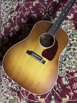 GIBSON J 45 STD HB VOS