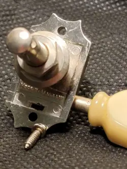 DELUXE 3X3 GUITAR