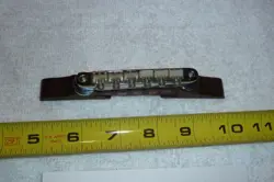 1 VINTAGE GIBSON ROSEWOOD ARCHTOP GUITAR BRIDGE ABR-1  PLASTIC SADDLES - ITEM EO