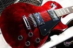 GIBSON LES PAUL STUDIO 2009 WINE RED