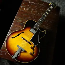 GIBSON 1957 ES-175 SUNBURST W/ ORIGINAL P.A.F P.U SAFE DELIVERY FROM JAPAN